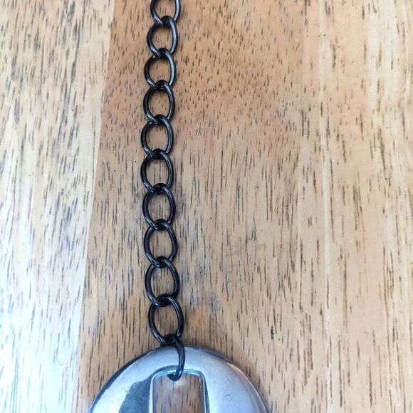 $5 Item! Chunky Silver and Gunmetal Costume Chain Necklace - Picture 9 of 12